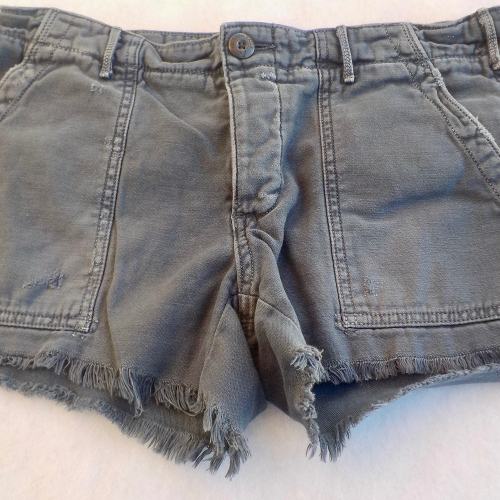 American Eagle Outfitters Distressed Blue Cargo Shorts, Size 2